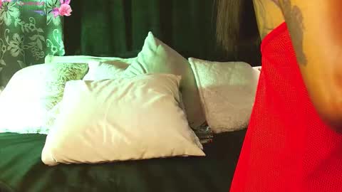 Snapshot of dulce_tara chatting on December 2025 09:16:02 AM online show from December 2025 09:16:02 AM