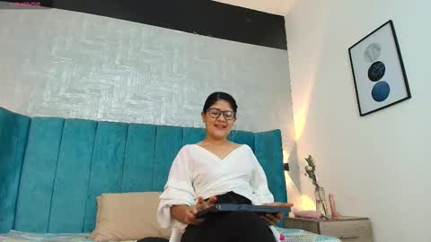 dulce nena online show from March 2026 11:26:02 AM