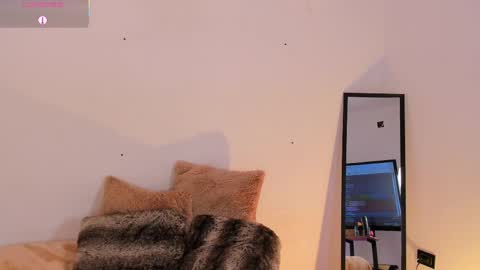 Dulcey online show from September 2025 10:50:02 AM