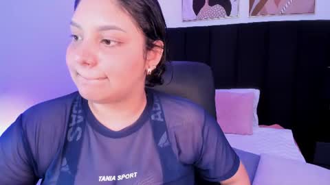 Dulce online show from June 2026 07:03:02 PM