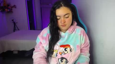 Snapshot of dumont_model chatting on September 2025 06:49:01 AM Nicole online show from September 2025 06:49:01 AM