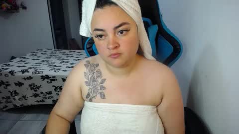 Snapshot of dumont_model chatting on October 2025 07:29:01 AM Nicole online show from October 2025 07:29:01 AM