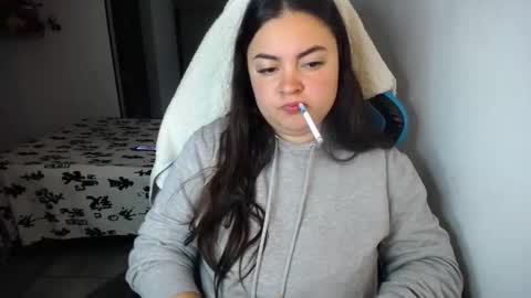 Snapshot of dumont_model chatting on October 2025 08:04:02 AM Nicole online show from October 2025 08:04:02 AM