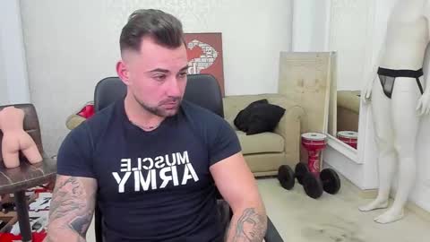 Snapshot of duncanstones chatting on January 2025 08:07:02 AM DuncanStone online show from January 2025 08:07:02 AM