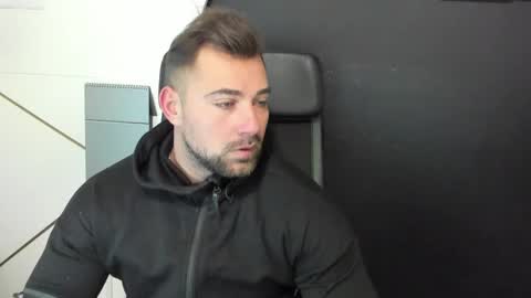 Snapshot of duncanstones chatting on February 2025 05:23:01 AM DuncanStone online show from February 2025 05:23:01 AM