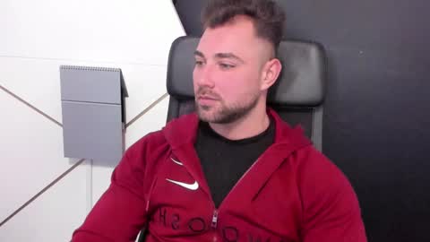 Snapshot of duncanstones chatting on February 2025 11:21:02 AM DuncanStone online show from February 2025 11:21:02 AM