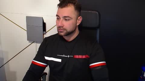 Snapshot of duncanstones chatting on September 2025 04:14:02 AM DuncanStone online show from September 2025 04:14:02 AM