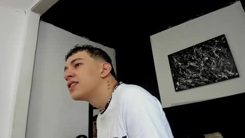 Snapshot of duolust chatting on October 2025 12:03:02 PM Thomas and Noah online show from October 2025 12:03:02 PM