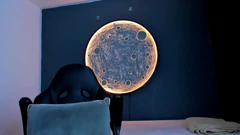 duran_dhikol1 online show from November 2025 01:37:01 AM