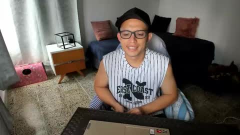 Snapshot of durojall chatting on March 2026 05:16:02 PM Hander online show from March 2026 05:16:02 PM