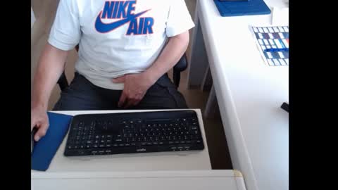 Snapshot of dutchpornking2 chatting on July 2026 06:19:02 AM dutchpornking2 online show from July 2026 06:19:02 AM