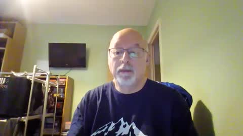 Snapshot of dutchunclejohn chatting on December 2025 09:17:01 AM DutchUncleJohn online show from December 2025 09:17:01 AM