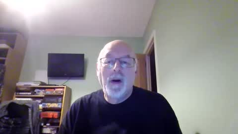 Snapshot of dutchunclejohn chatting on January 2026 11:40:01 PM DutchUncleJohn online show from January 2026 11:40:01 PM