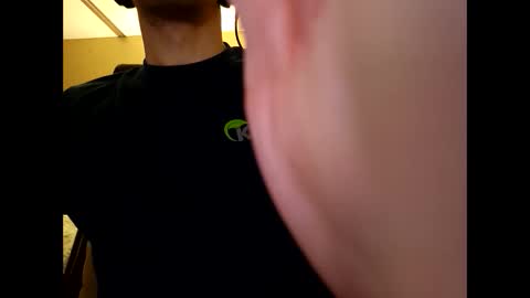 Snapshot of dvelope chatting on September 2025 09:21:02 AM dVe1oPe online show from September 2025 09:21:02 AM