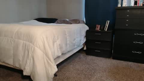 dwhitey4u online show from May 2026 04:24:01 PM