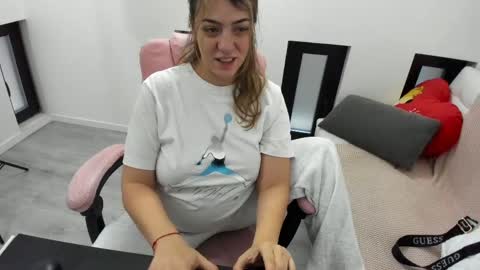 dayana online show from March 2026 04:56:01 AM