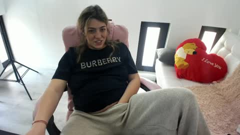 dayana online show from April 2026 07:45:01 AM