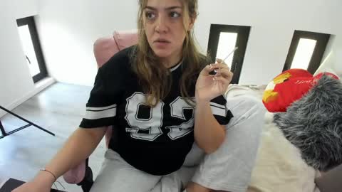 dayana online show from May 2026 04:52:02 AM