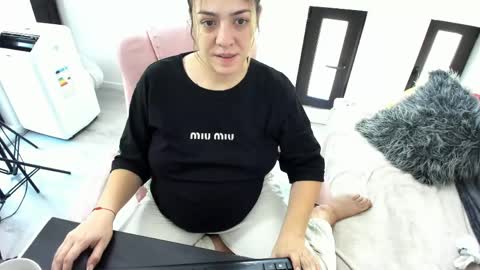 dayana online show from May 2026 04:41:02 AM