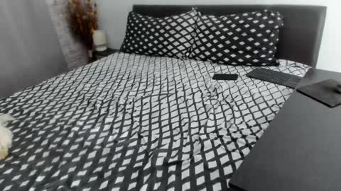 Snapshot of dyanne18 chatting on September 2025 03:47:02 PM Dyanne online show from September 2025 03:47:02 PM