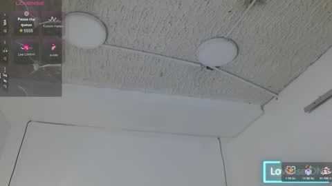 dyla_n18_ online show from February 2026 06:06:01 PM