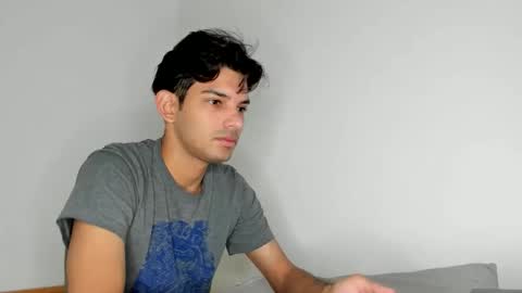 Snapshot of dylan_hoot chatting on December 2025 06:24:02 PM Dylan online show from December 2025 06:24:02 PM