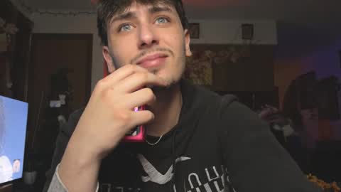 Snapshot of dylandaniel69 chatting on November 2025 02:23:01 AM Dylan Daniel 7.8 online show from November 2025 02:23:01 AM