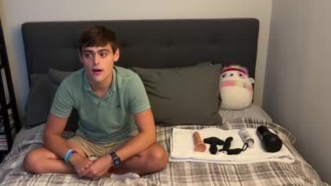 Snapshot of dylanfruits chatting on September 2025 11:41:01 PM dylanfruits online show from September 2025 11:41:01 PM