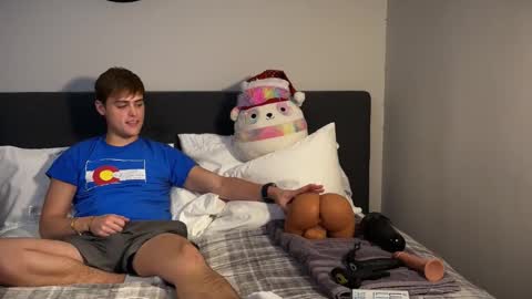 Snapshot of dylanfruits chatting on November 2025 04:40:02 PM dylanfruits online show from November 2025 04:40:02 PM