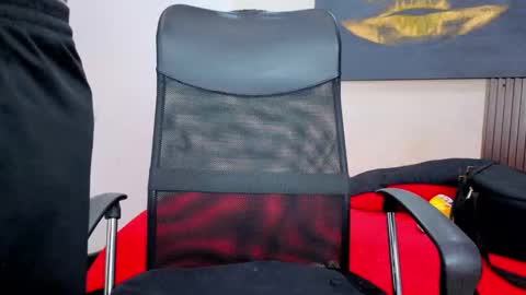 Snapshot of dylanguss chatting on September 2025 11:34:01 AM dylanguss online show from September 2025 11:34:01 AM