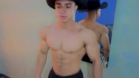 Snapshot of dylanguss chatting on October 2025 12:18:02 PM dylanguss online show from October 2025 12:18:02 PM