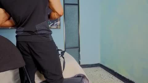 Snapshot of dylanguss chatting on November 2025 11:53:01 AM dylanguss online show from November 2025 11:53:01 AM