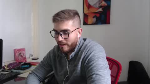 dylanhot10 online show from February 2025 07:07:01 PM