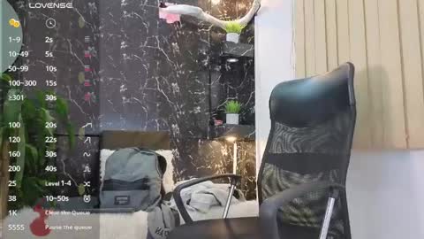 D Y L A N online show from May 2026 03:24:02 AM