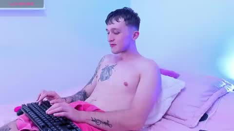 ---DYLAN--- online show from February 2025 04:37:02 AM