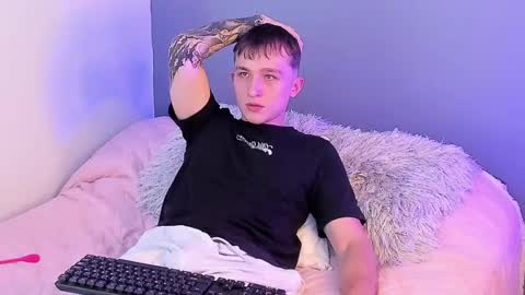 ---DYLAN--- online show from February 2025 04:14:01 PM