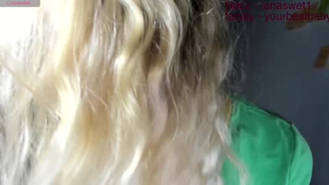 Snapshot of e___lisa chatting on December 2024 03:41:01 AM fansly - yourbestbaby online show from December 2024 03:41:01 AM