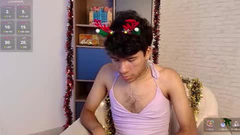 Snapshot of e_r_o_s_ chatting on November 2025 10:11:02 PM John online show from November 2025 10:11:02 PM