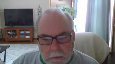earl52 online show from March 2026 05:09:01 PM