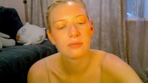 Lily online show from July 2026 10:32:01 AM