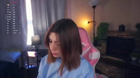 Snapshot of earthadobb chatting on September 2025 05:01:02 AM Emma online show from September 2025 05:01:02 AM