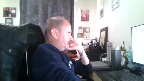 Snapshot of eastmidssoul chatting on September 2025 07:52:02 AM eastmidssoul online show from September 2025 07:52:02 AM