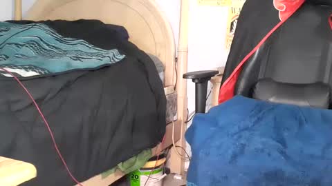 TWITTER   INSTAGRAM    easybreezy20   ONLINE 1230 AM TO 7AM online show from December 2024 07:24:02 AM