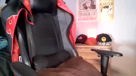 TWITTER   INSTAGRAM    easybreezy20   ONLINE 1230 AM TO 7AM online show from October 2025 05:28:02 AM