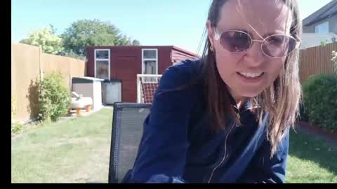 Nadia Ferreira  online show from April 2026 09:46:01 AM