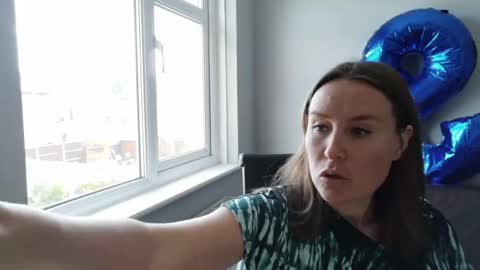 Nadia Ferreira  online show from May 2026 10:45:02 AM