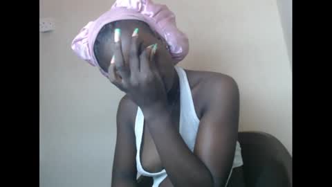 Snapshot of eatuupx chatting on January 2025 07:31:01 AM eatuupx online show from January 2025 07:31:01 AM