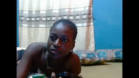 Snapshot of eatuupx chatting on September 2025 10:55:02 PM eatuupx online show from September 2025 10:55:02 PM