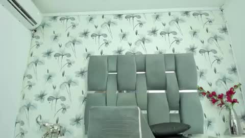 Snapshot of ebanolily chatting on February 2026 02:35:01 PM ebanolily online show from February 2026 02:35:01 PM