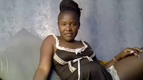 Queen online show from May 2026 08:28:01 PM